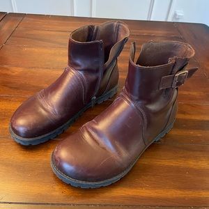 Brown Birkenstock boots size 40 (9) good condition